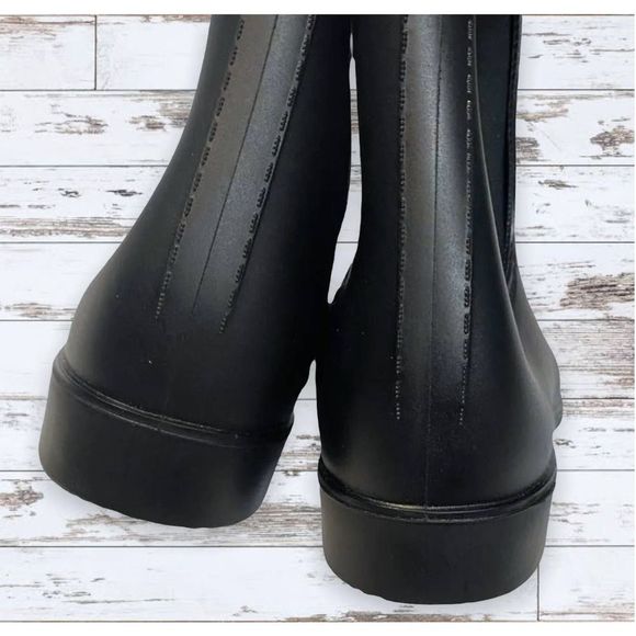 Capelli Chelsea Matte Black Waterproof Slip On Ankle Rain Boots Size 6 NEW - Picture 5 of 7